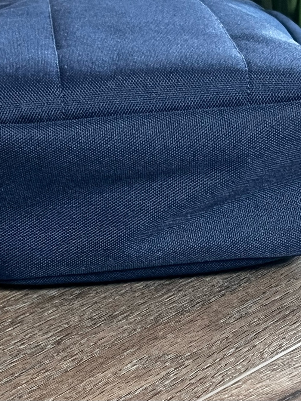 NWOT Herschel Supply Company Navy Canvas Backpack with Brown magnetic strap - Picture 10 of 16